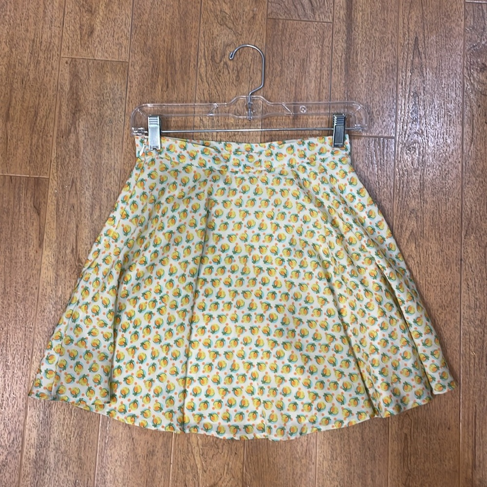 Forever 21 Exclusive Orange Print Skirt